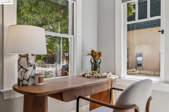 $799,000 | 6426 Benvenue Avenue, Unit 3, Oakland, CA 94618