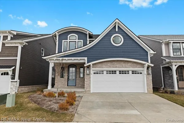 $675,000 | 209 Mountain Vw Lane, Milford, MI 48381