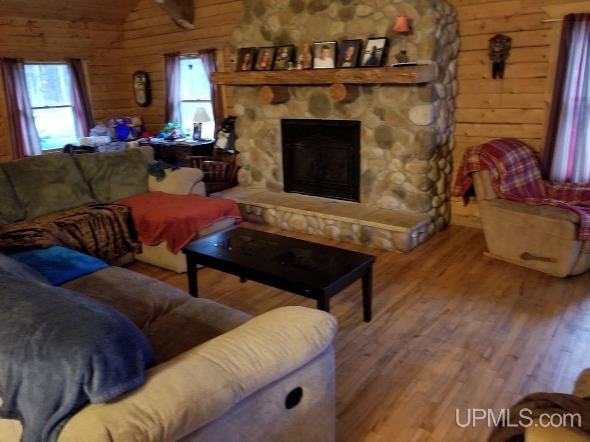 6210 Payette Road Niagara, WI 54151 - Photo 12 of 33