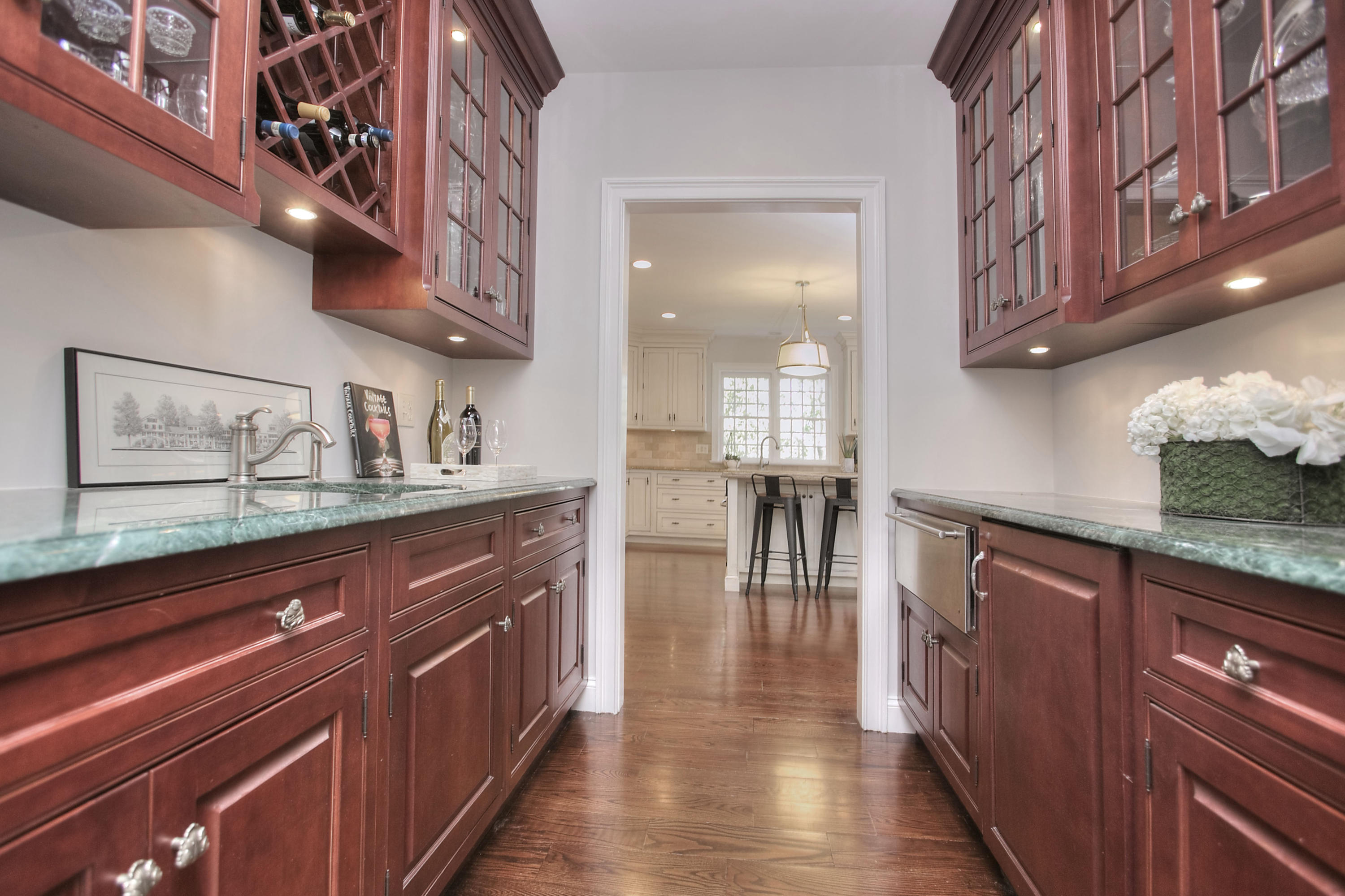 25 Point O Woods Road Darien, CT 06820 - Photo 14 of 68 IMG_0400