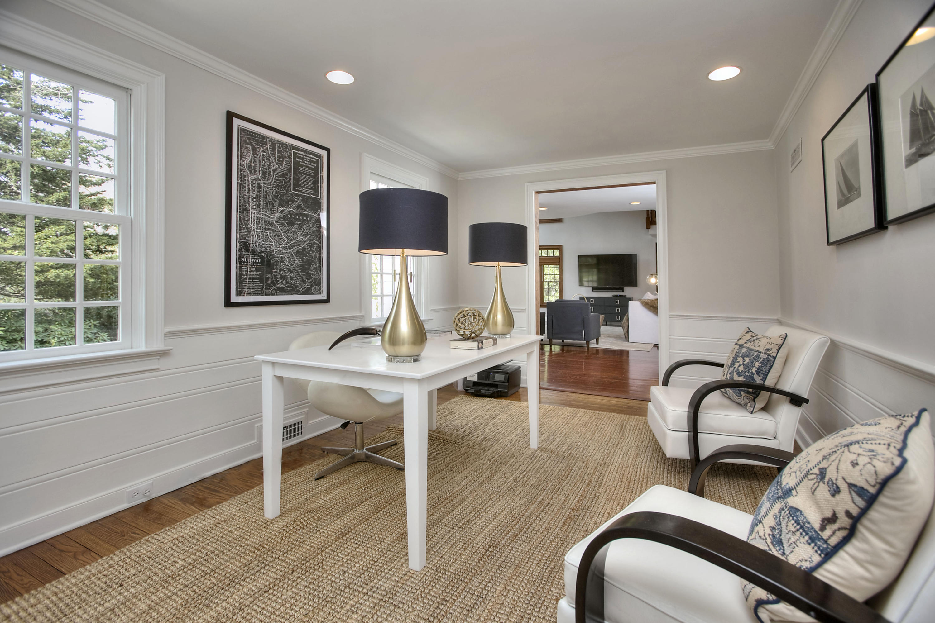 25 Point O Woods Road Darien, CT 06820 - Photo 20 of 68 a living room with furniture