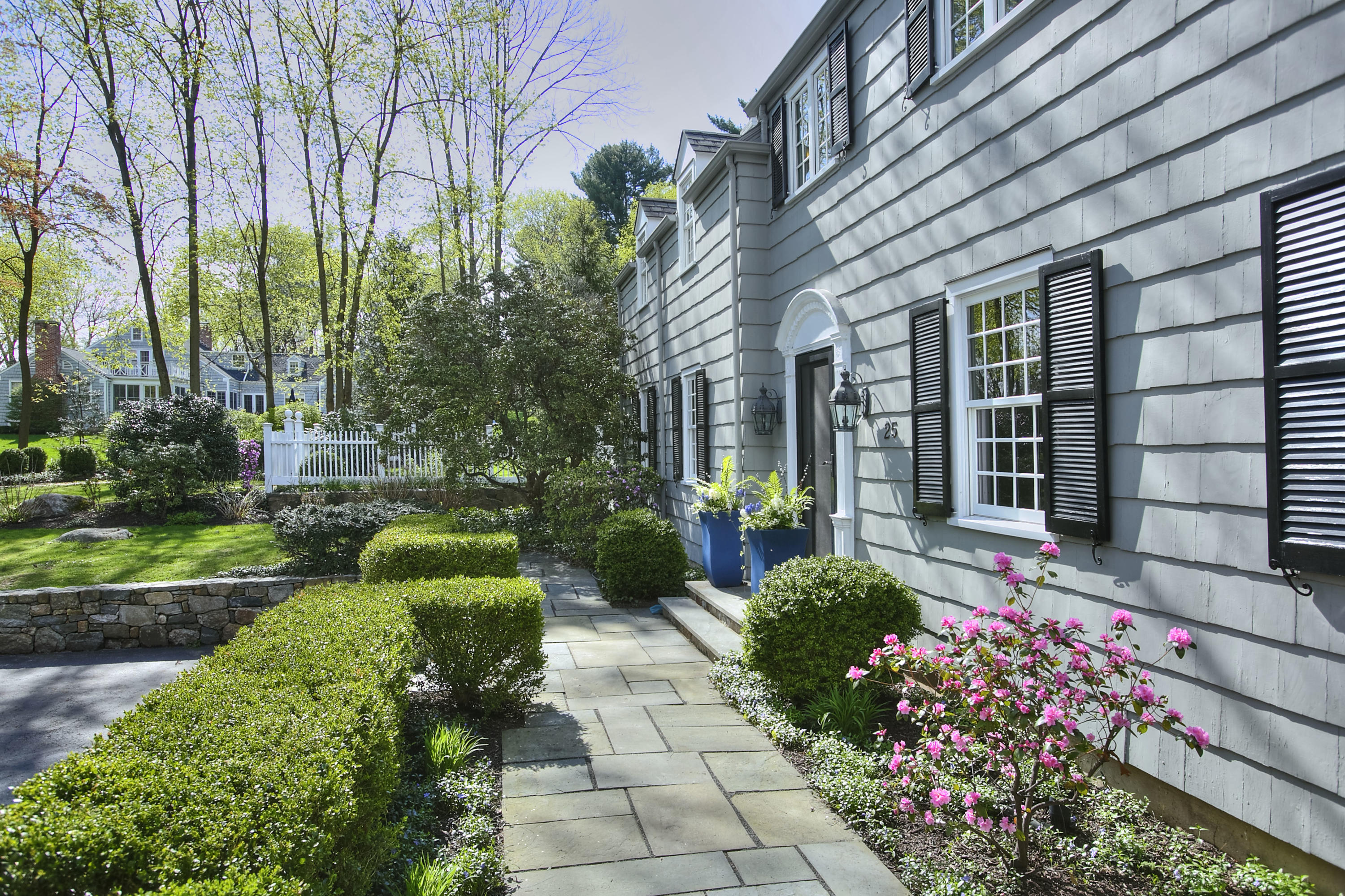 25 Point O Woods Road Darien, CT 06820 - Photo 2 of 68 IMG_0571