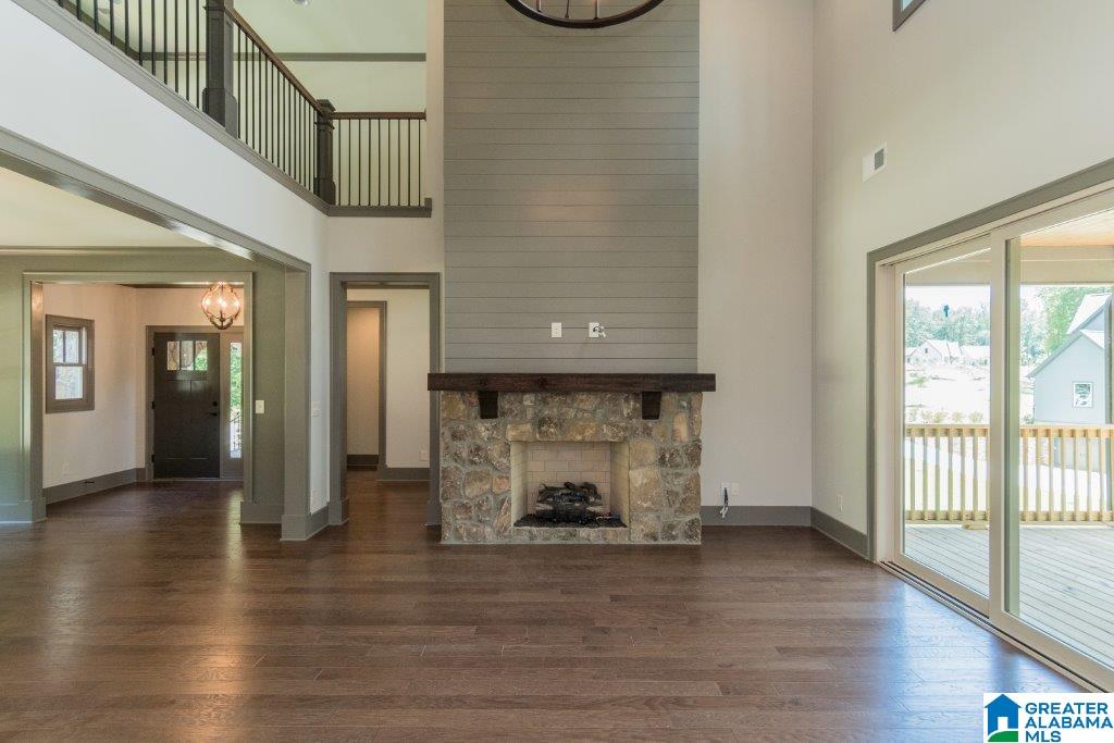 2060 Blackridge Road Birmingham, AL 35244 - Photo 6 of 23