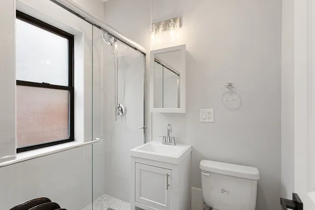 $1,595 | 1651 West Jonquil Terrace, Unit 12, Chicago, IL 60626