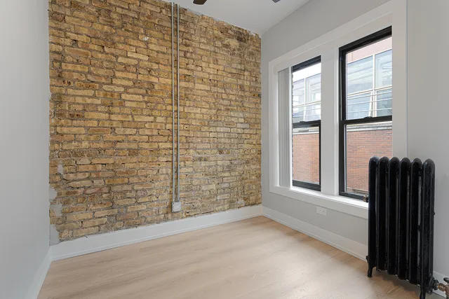 $1,595 | 1651 West Jonquil Terrace, Unit 12, Chicago, IL 60626