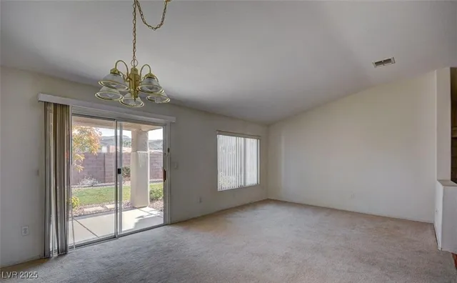 $1,600 | 2009 Joy View Lane, Henderson, NV 89012