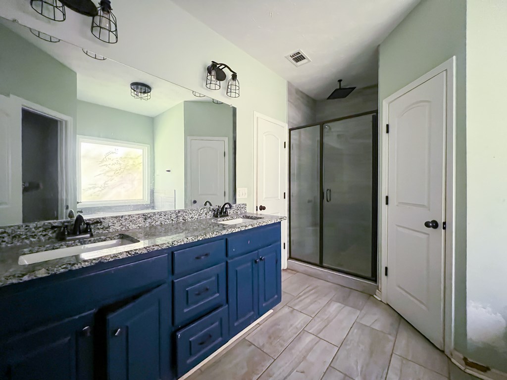 328 Lee Road Salem, AL 36874 - Photo 12 of 16