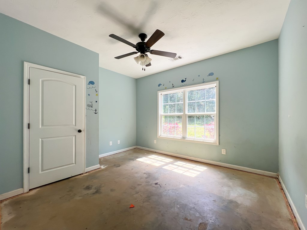 328 Lee Road Salem, AL 36874 - Photo 13 of 16