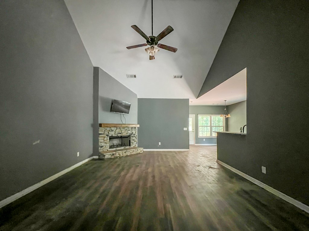 328 Lee Road Salem, AL 36874 - Photo 7 of 16