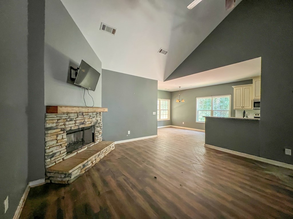 328 Lee Road Salem, AL 36874 - Photo 8 of 16