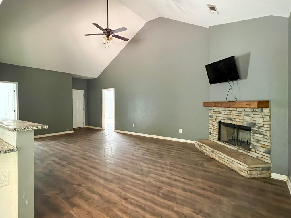 328 Lee Road Salem, AL 36874 - Photo 9 of 16