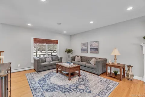 $1,529,000 | 2655 Rocky Point Road, East Marion, NY 11939