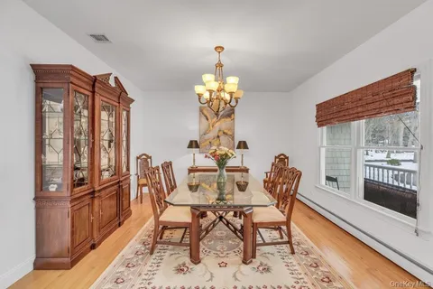 $1,529,000 | 2655 Rocky Point Road, East Marion, NY 11939