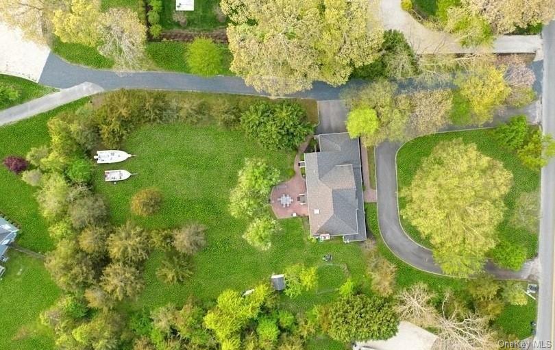 2655 Rocky Point Road East Marion, NY 11939 - Photo 42 of 50