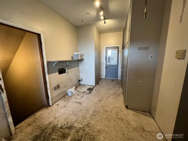 $469,000 | 502 17th Avenue Southwest, Puyallup, WA 98371