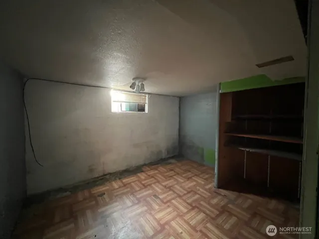 $469,000 | 502 17th Avenue Southwest, Puyallup, WA 98371