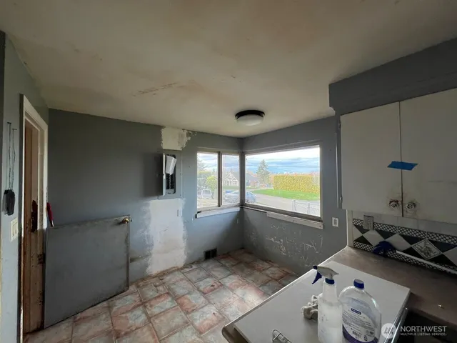 $469,000 | 502 17th Avenue Southwest, Puyallup, WA 98371