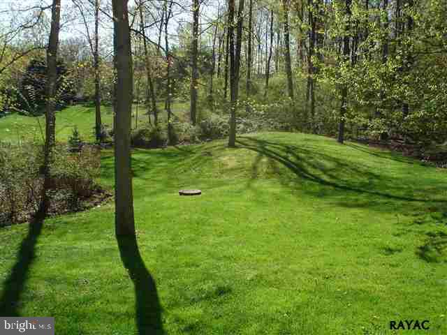 525 Frazier Road Aspers, PA 17304 - Photo 7 of 28