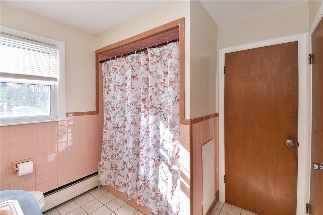 164 Cherry Hill Road Johnston, RI 02919 - Photo 22 of 32 Full Bath