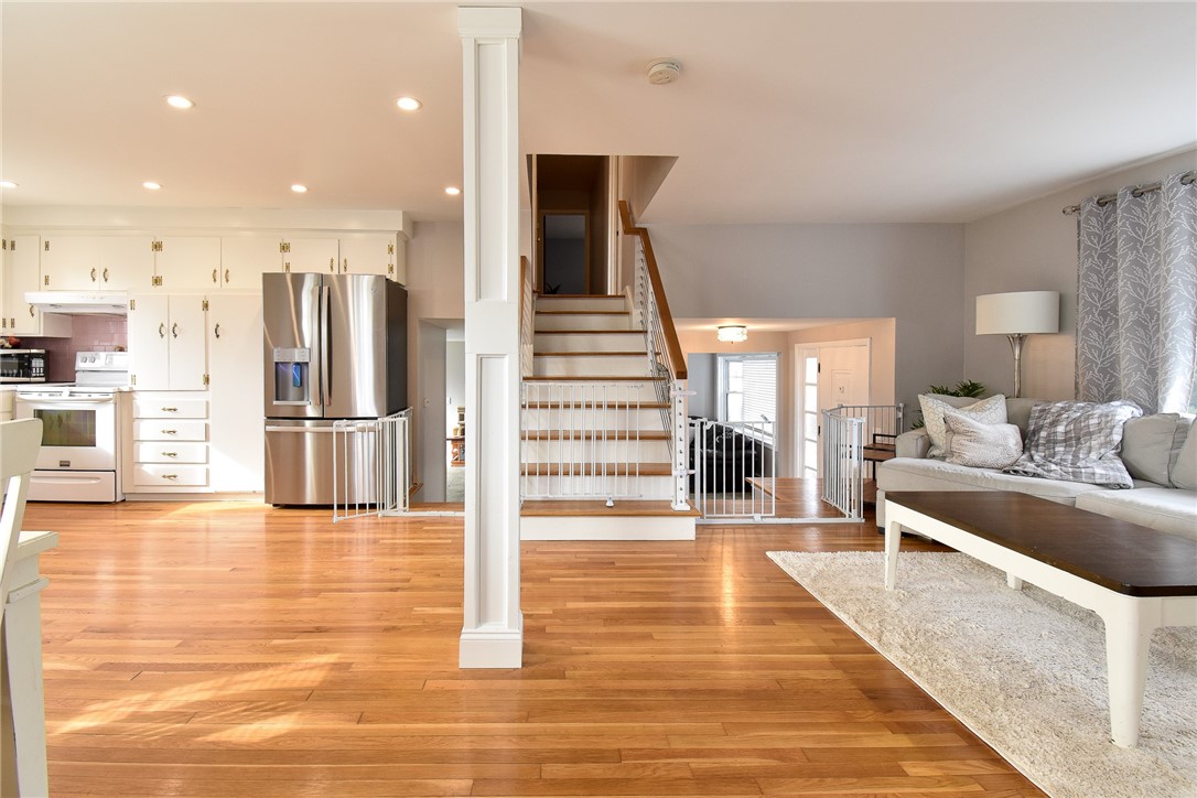 164 Cherry Hill Road Johnston, RI 02919 - Photo 6 of 32 Living Room/Kitchen