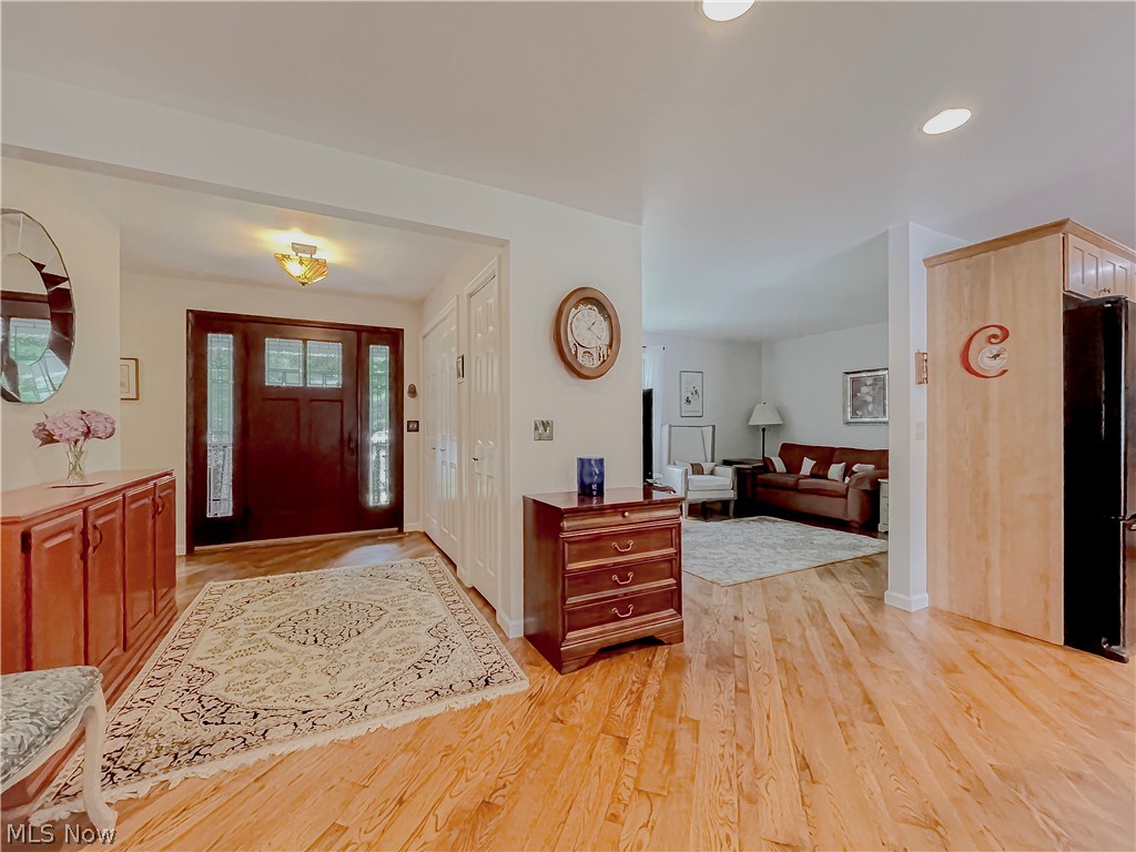 6827 Seneca Road Cleveland, OH 44143 - Photo 3 of 20 Gallery Image 3