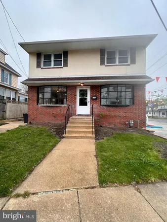 $2,000 | 300 Evesham Avenue West, Magnolia, NJ 08049