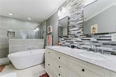 $469,000 | 222 Forkner Drive, Unit 19, Decatur, GA 30030