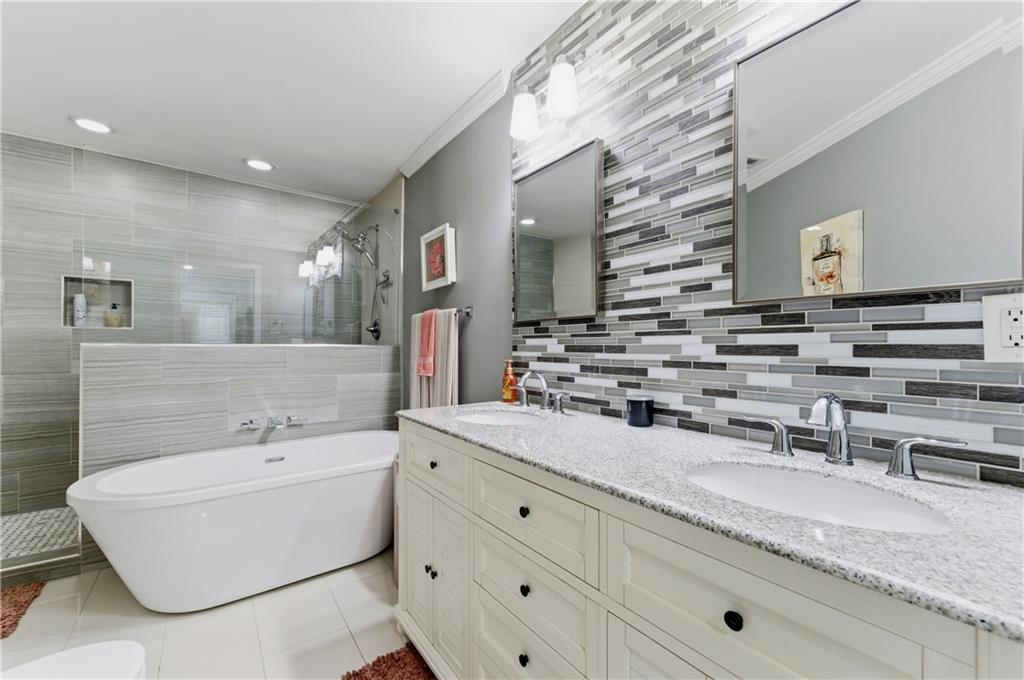222 Forkner Drive, Unit 19 Decatur, GA 30030 - Photo 17 of 29