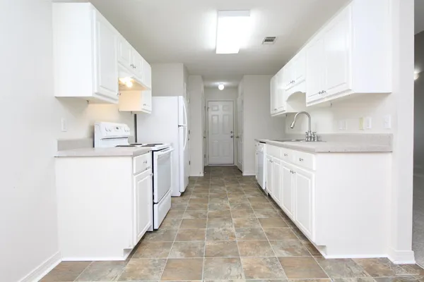 $1,650 | 6209 Cottage Woods Drive, Milton, FL 32570