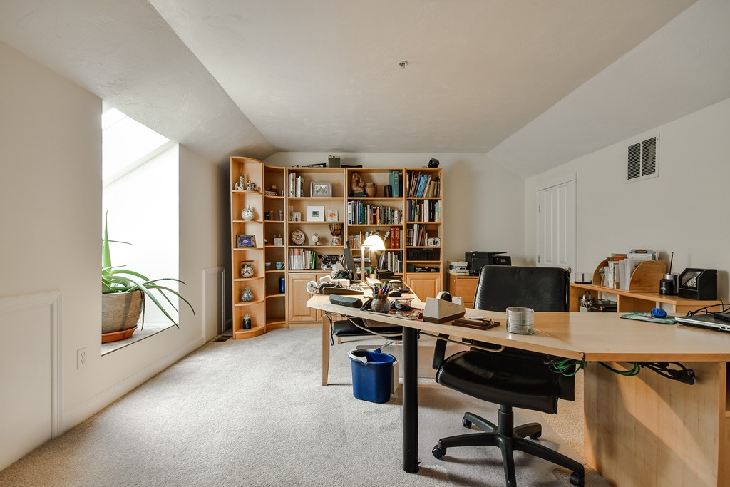 49 Whispering Brook Road, Unit 49 Marlborough, MA 01752 - Photo 20 of 27 Gallery Image 20