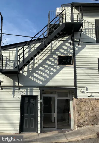 $1,450 | 6 Ferry Street, Unit STUDIO, Lambertville, NJ 08530