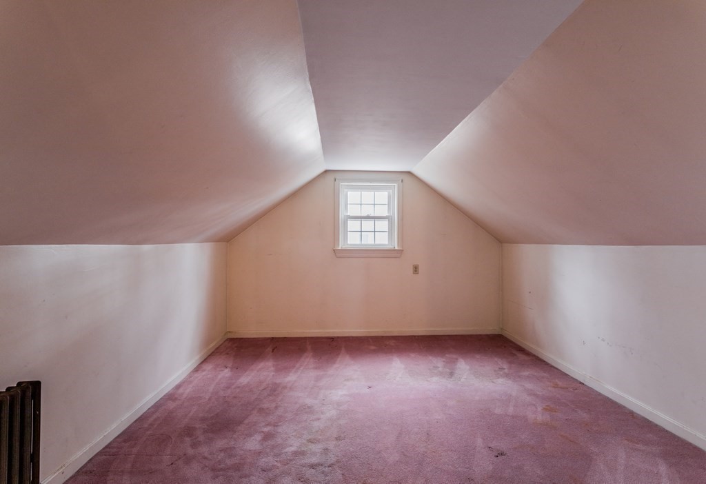32 Mayflower Road Leicester, MA 01524 - Photo 14 of 28 Gallery Image 14