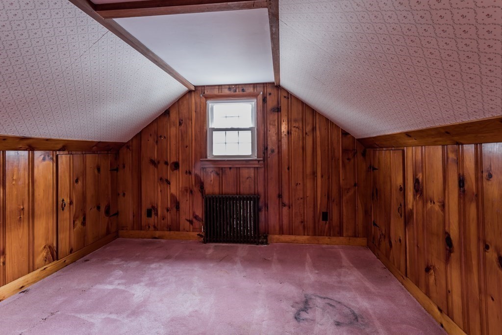 32 Mayflower Road Leicester, MA 01524 - Photo 6 of 28 Gallery Image 6