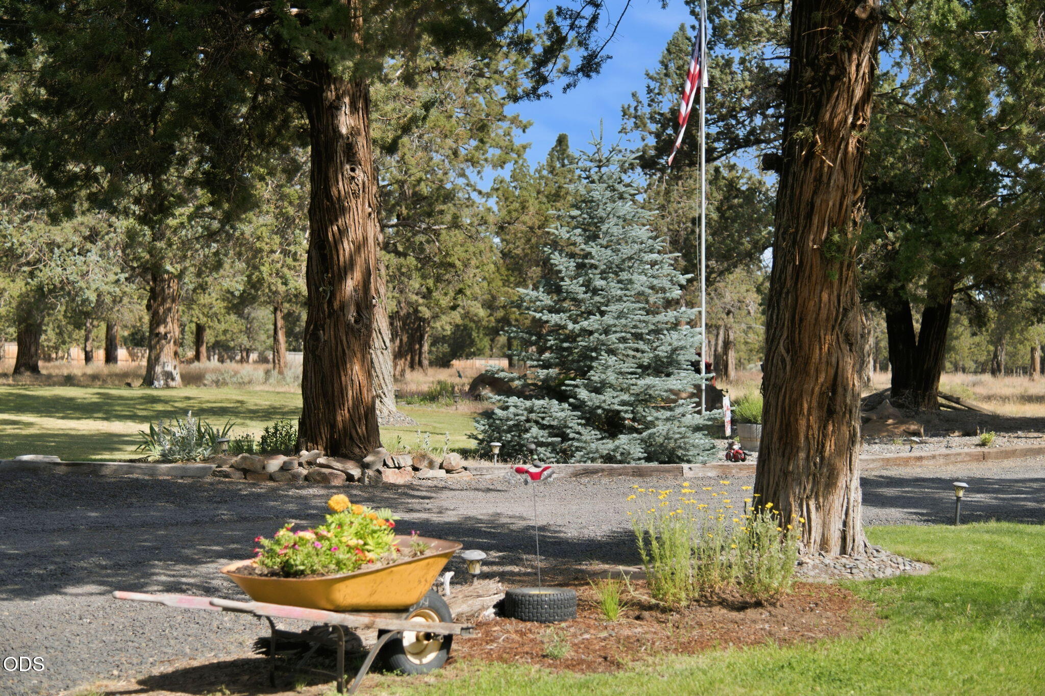 17521 Forked Horn Road Sisters, OR 97759 - Photo 28 of 58