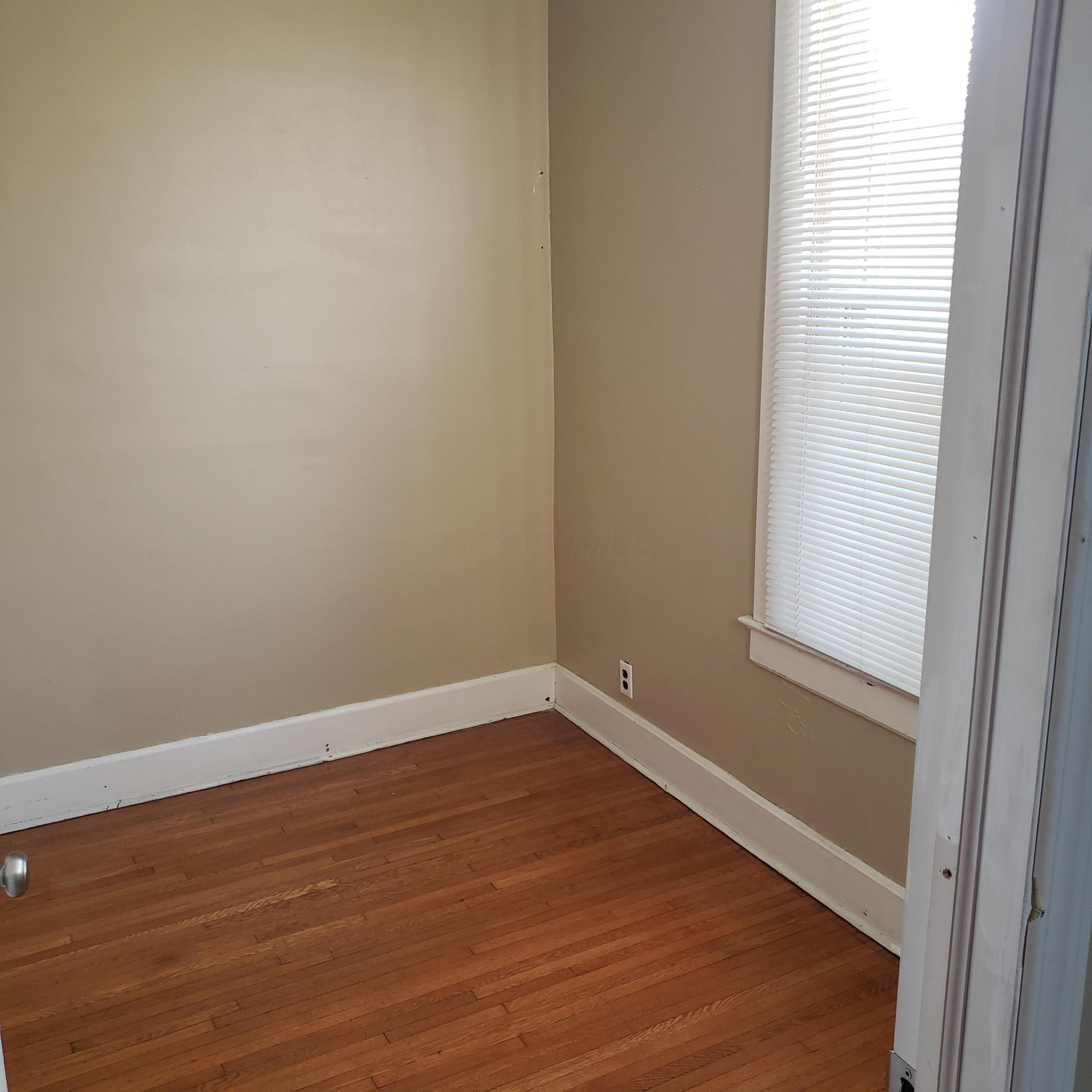 157 West High Street Circleville, OH 43113 - Photo 17 of 34 20260226_161129