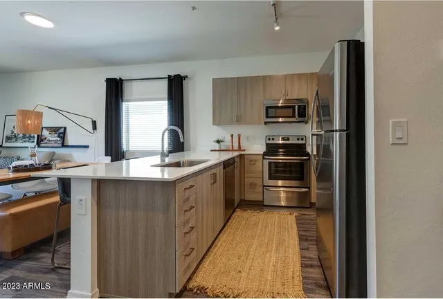 $1,795 | 35035 North North Valley Parkway, Unit 2, Phoenix, AZ 85086