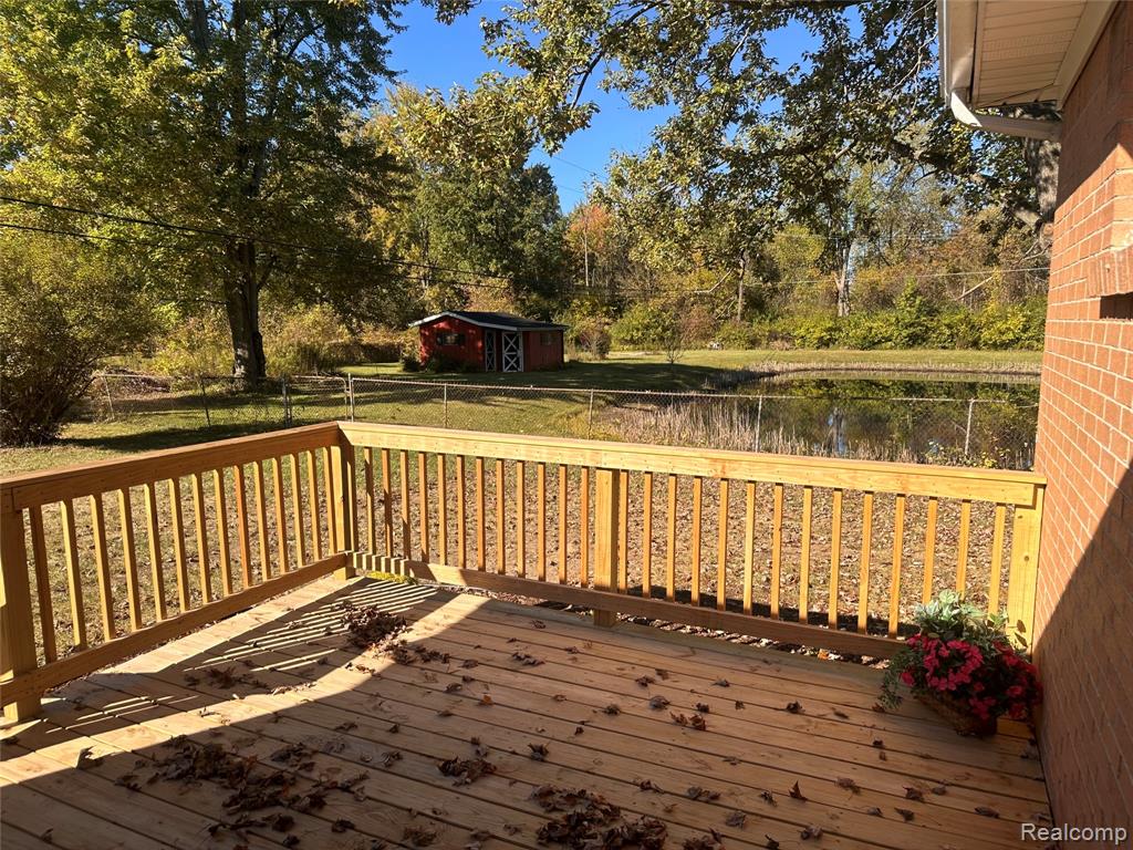 305 Angle Road Lapeer, MI 48446 - Photo 10 of 33