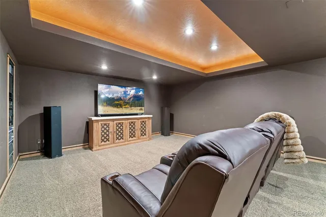 a view of a yard with a house