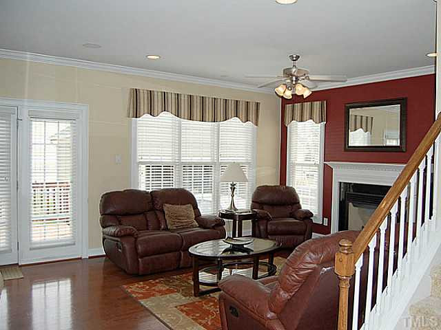 134 Fort Jackson Road Morrisville, NC 27560 - Photo 19 of 24 Den/Family/Great Room