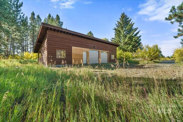 $1,298,500 | 13982 Comfort Road, McCall, ID 83638