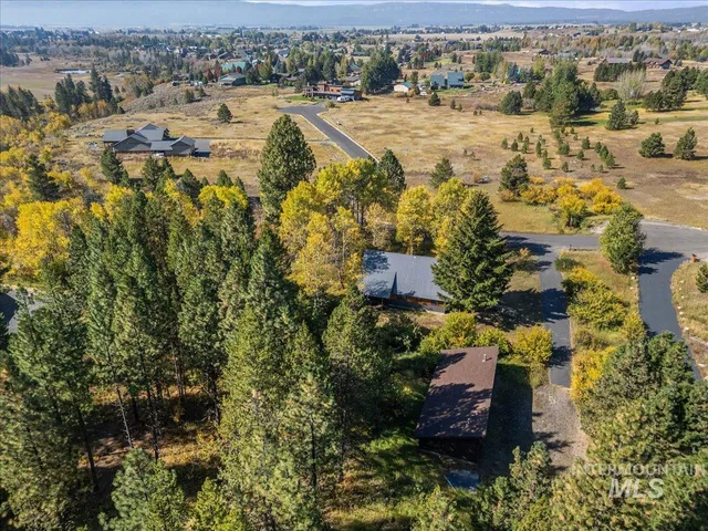$1,298,500 | 13982 Comfort Road, McCall, ID 83638