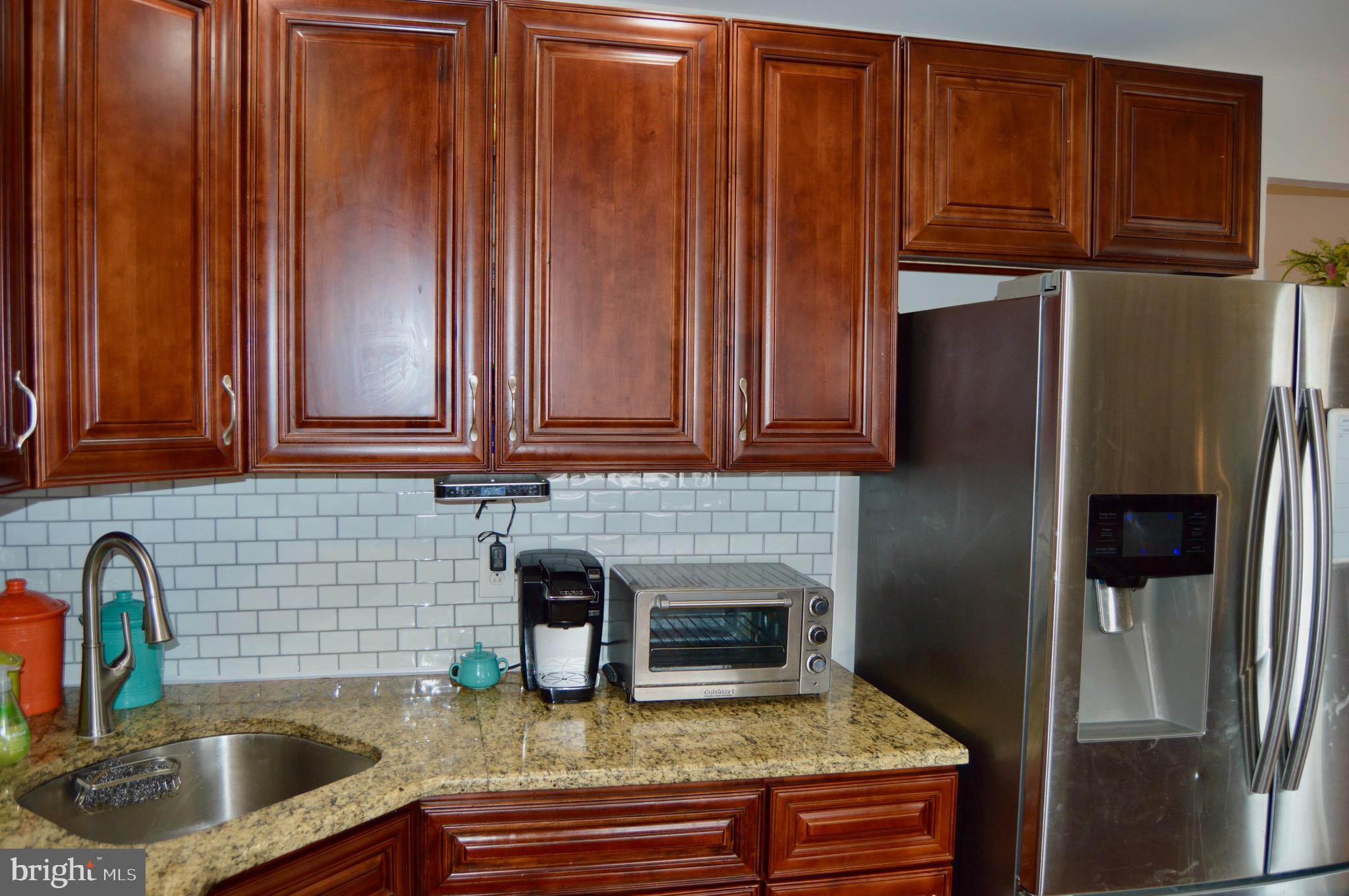 10217 Calera Road Philadelphia, PA 19114 - Photo 12 of 37 Kitchen