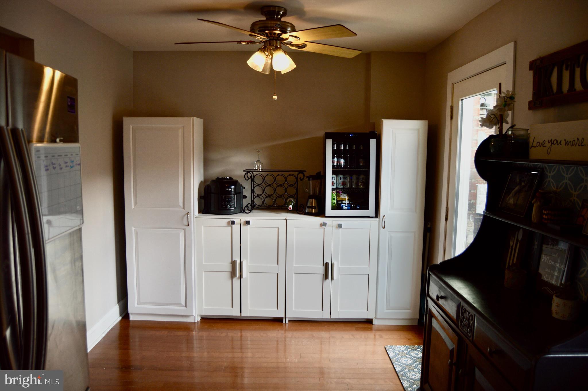 10217 Calera Road Philadelphia, PA 19114 - Photo 13 of 37 Kitchen