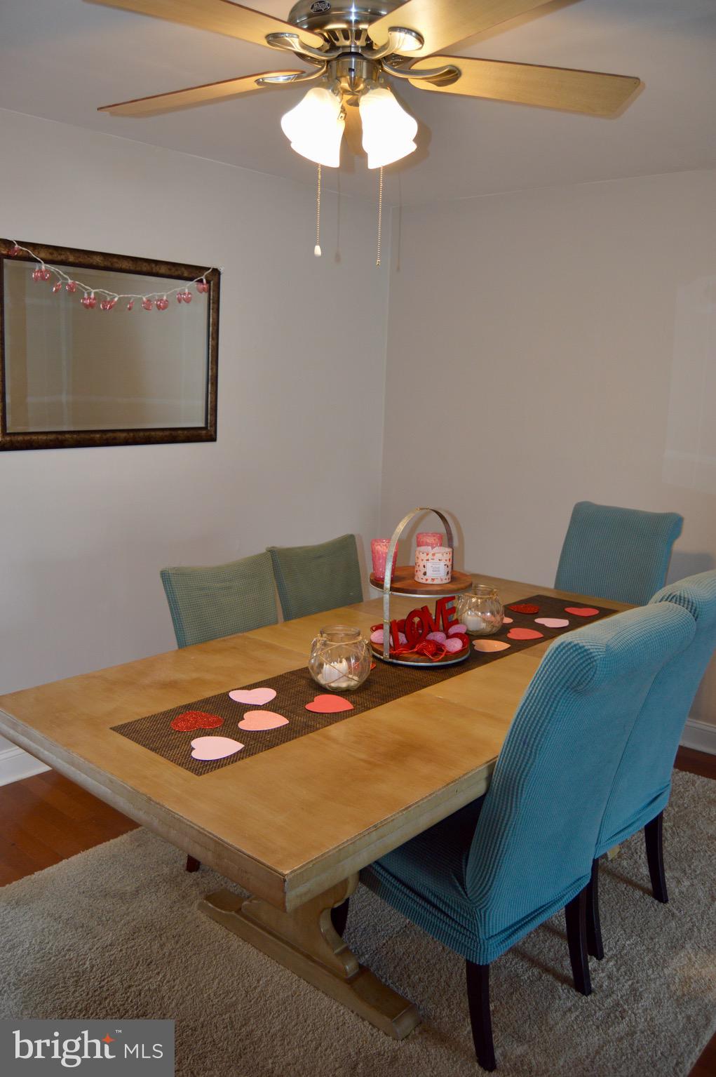 10217 Calera Road Philadelphia, PA 19114 - Photo 8 of 37 Dining Room