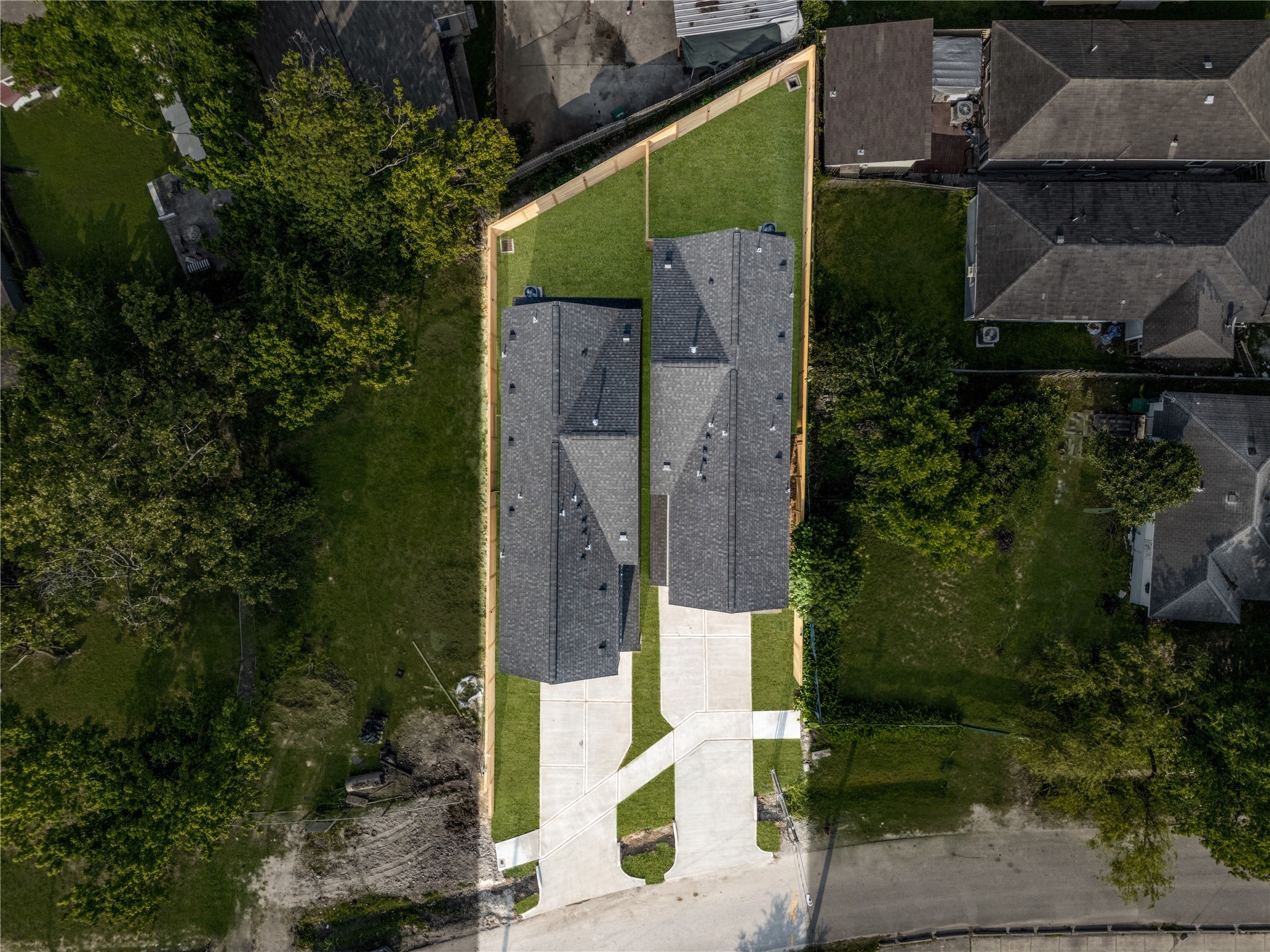 4108 Cortlandt Street Houston, TX 77022 - Photo 39 of 43 an aerial view of a house