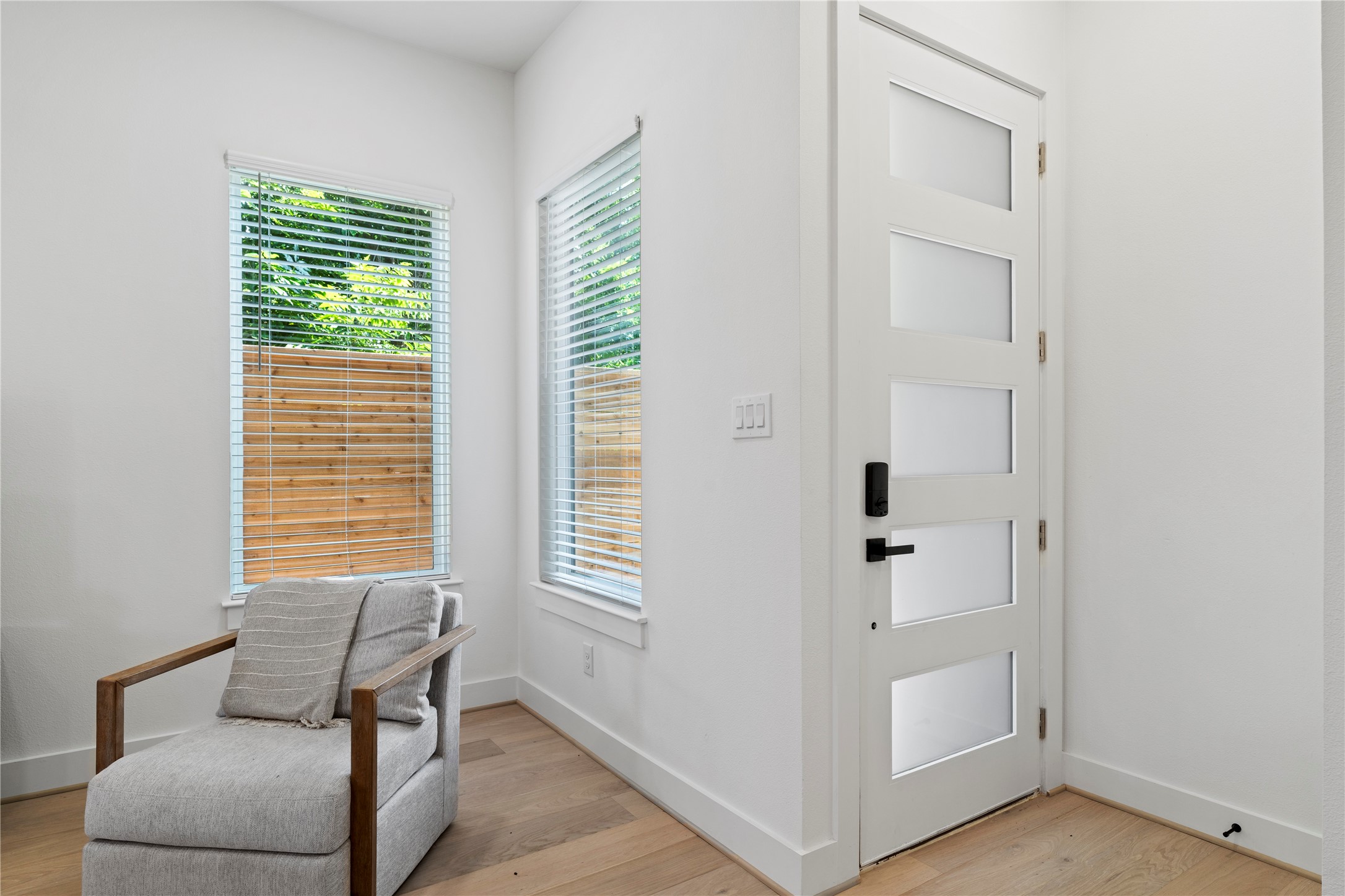 4108 Cortlandt Street Houston, TX 77022 - Photo 5 of 43 a view of room with windows and lounge chair