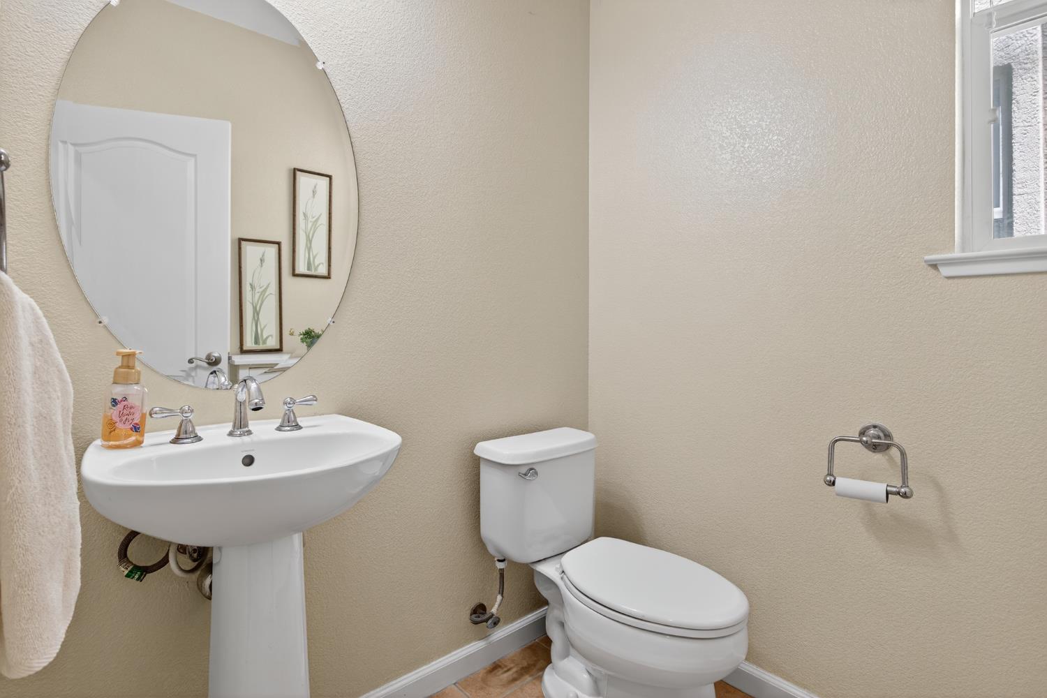 1062 Acland Way Tracy, CA 95376 - Photo 16 of 35