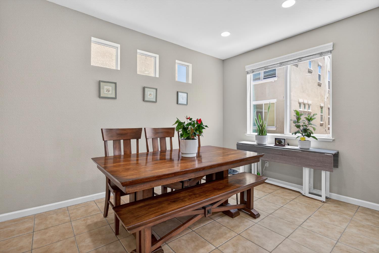 1062 Acland Way Tracy, CA 95376 - Photo 17 of 35