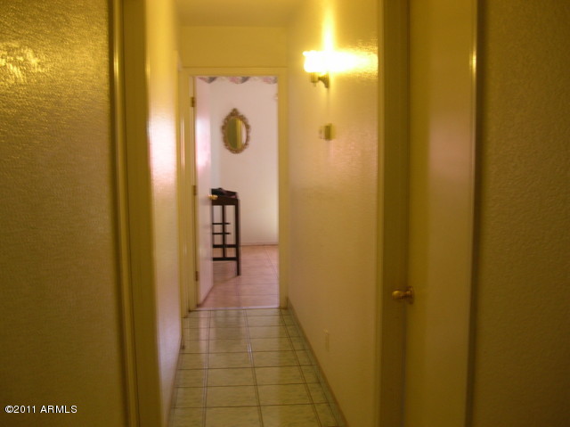 170 South Picacho Heights Road Eloy, AZ 85131 - Photo 13 of 23 Hallway
