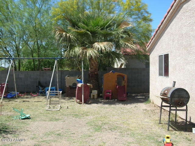 170 South Picacho Heights Road Eloy, AZ 85131 - Photo 19 of 23 Backyard2